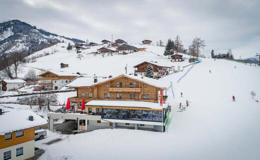 Jausenstation Unteraigen Winter, Maiskogel, Kaprun | © Jausenstation Unteraigen